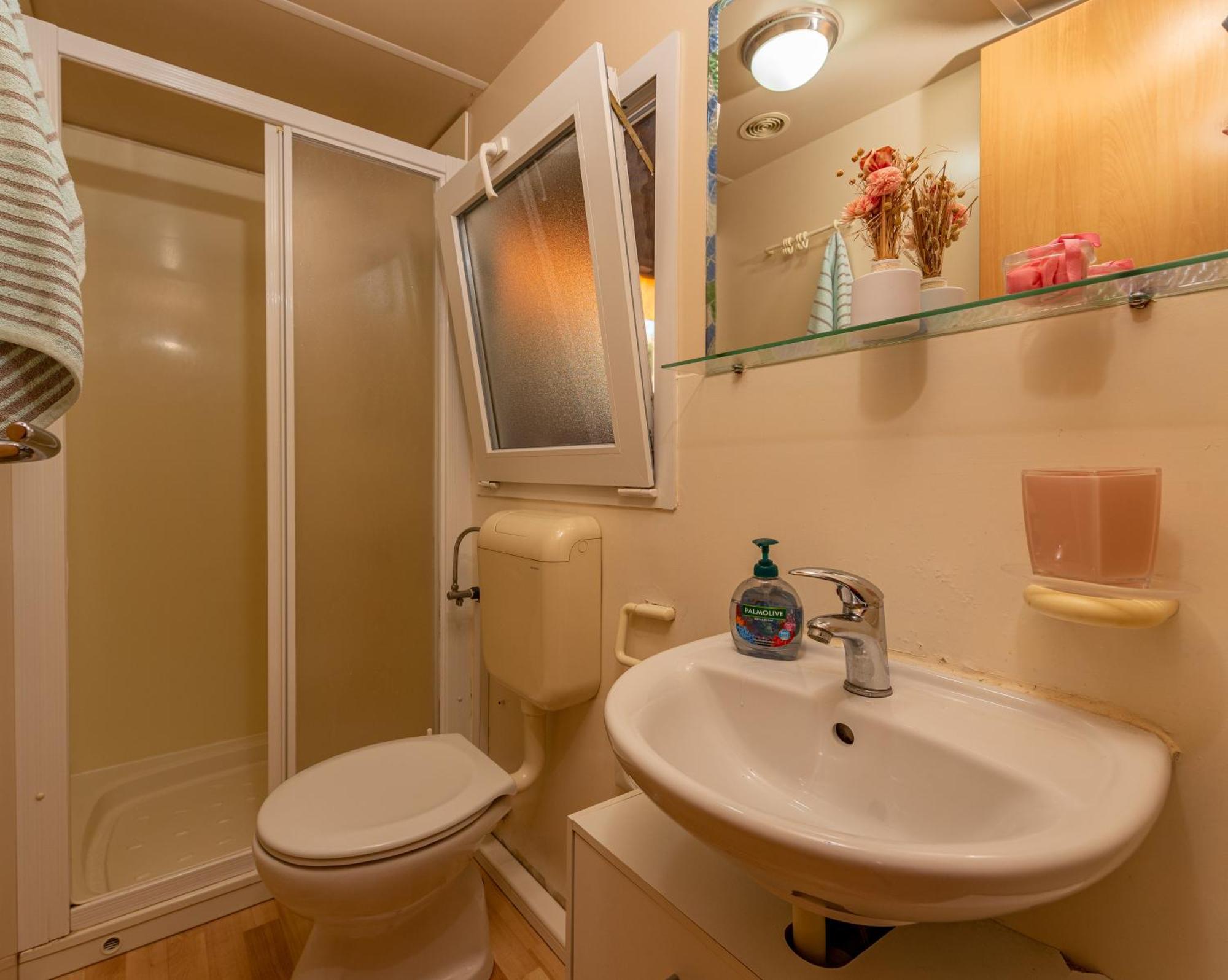 Camp Mrkva Mobile Homes Sukošan Rom bilde